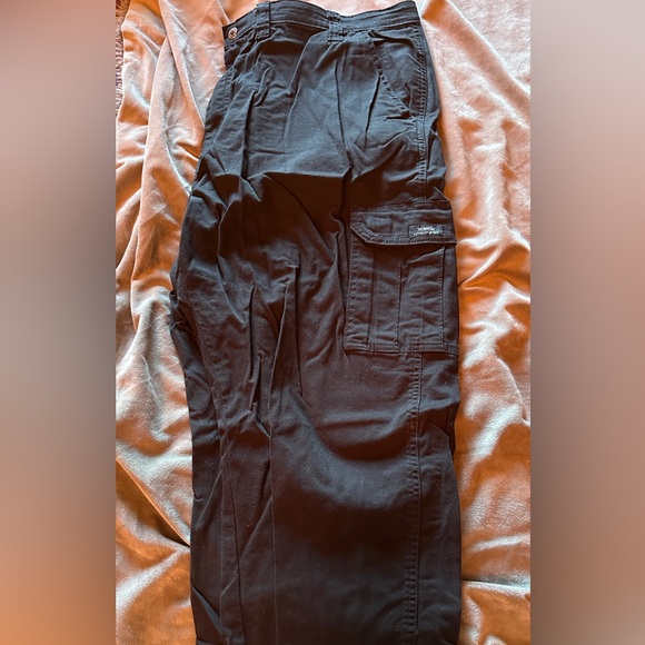 WRANGLER Mens Five Star Premium Relaxed Fit Flex Waist Cargo Pant BLACK Sz 44x32 - Picture 3 of 8